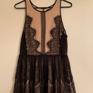 Cocktail dress nude and black lace